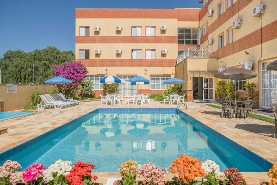 Itapetinga Hotel Атибая Екстериор снимка